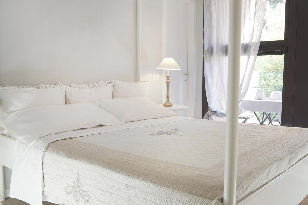 Hotel Bed In Bo Saragozza à Bologne Extérieur photo