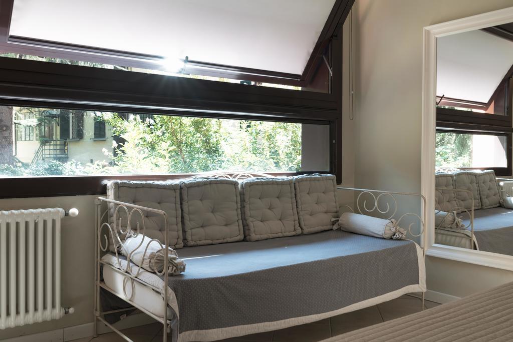 Hotel Bed In Bo Saragozza à Bologne Extérieur photo